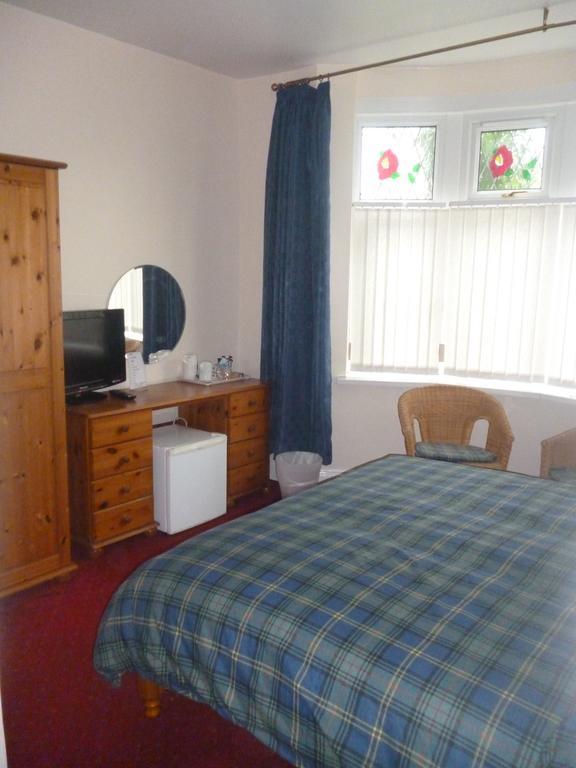 The New Inn Guest House Bridgend  Exteriör bild